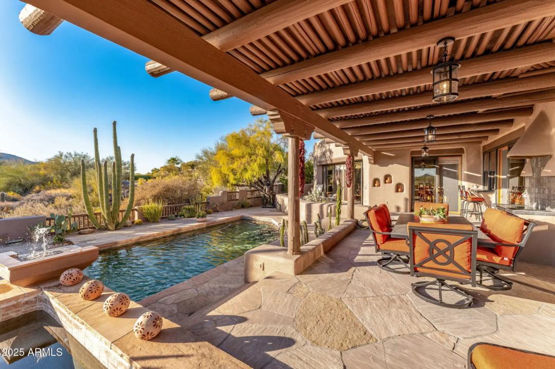 Real Estate Picture 15