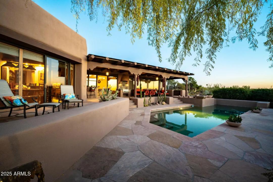 Real Estate Picture 17