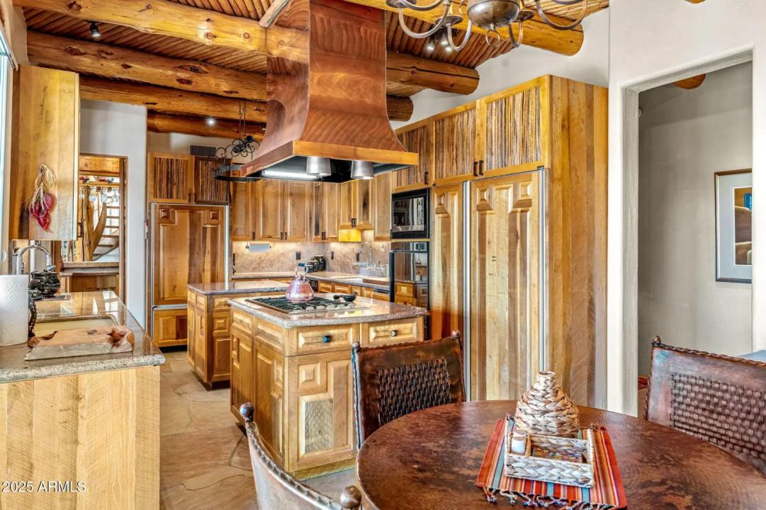 Real Estate Picture 19