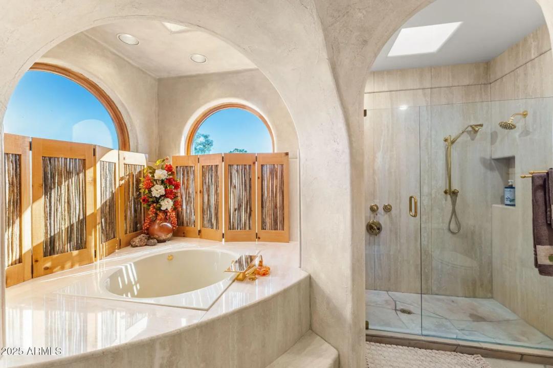 Real Estate Picture 29