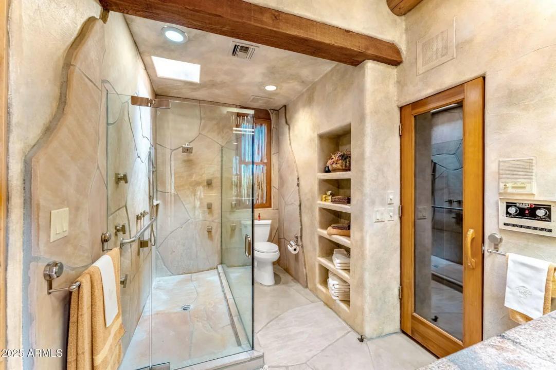 Real Estate Picture 30
