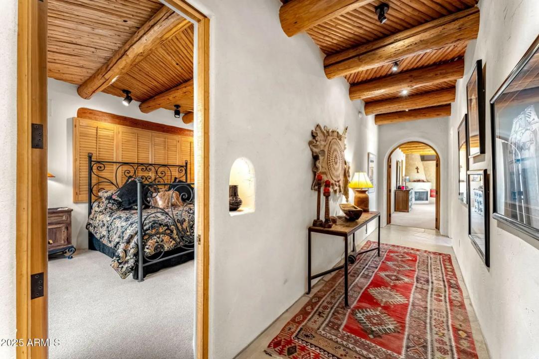 Real Estate Picture 32