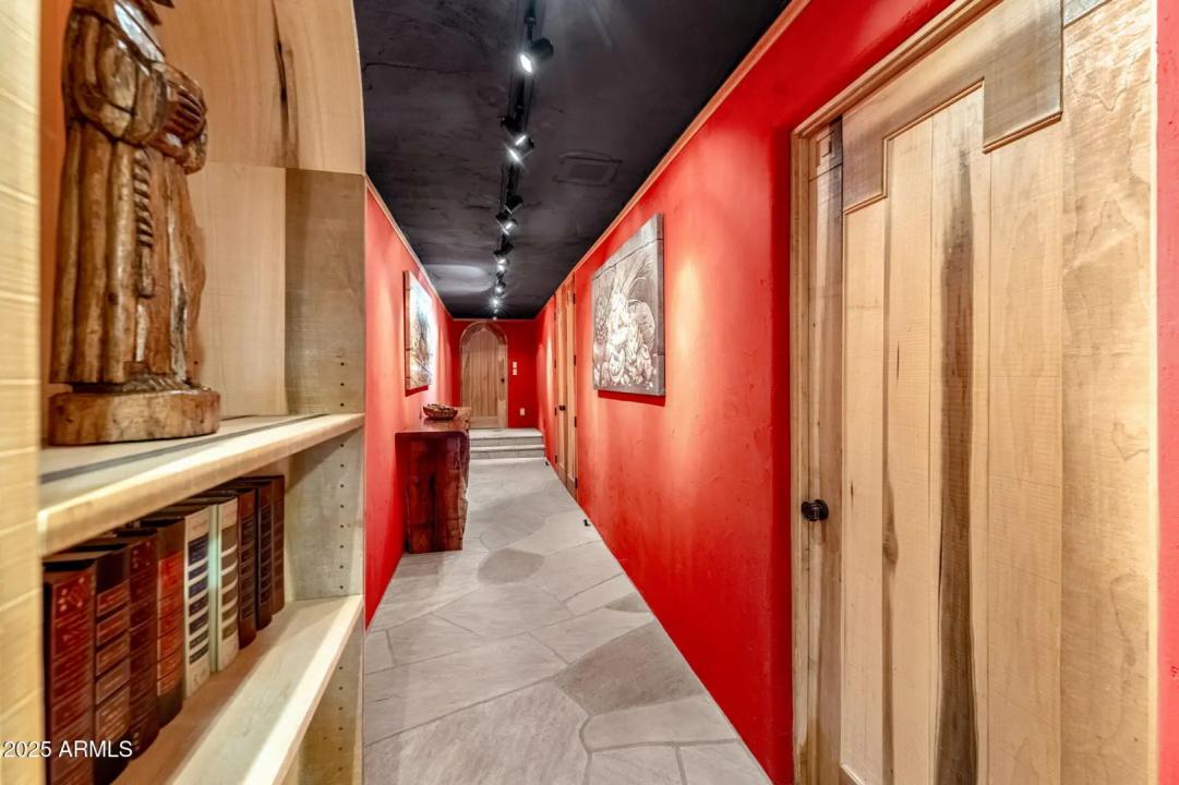 Real Estate Picture 45