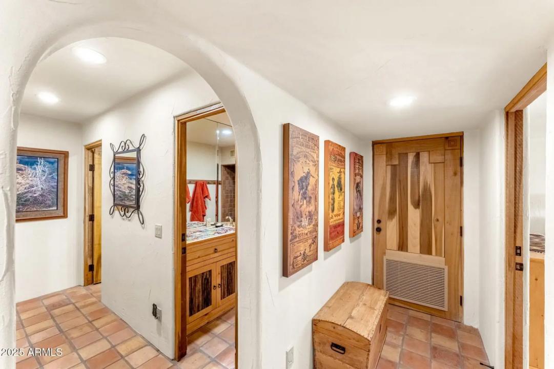 Real Estate Picture 53