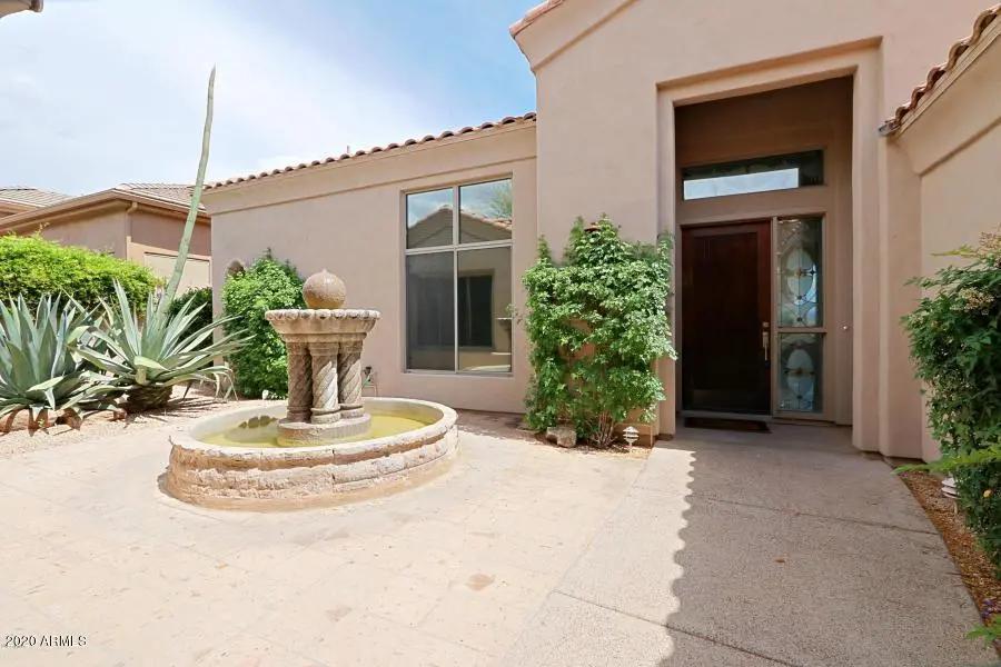 Real Estate Picture 3