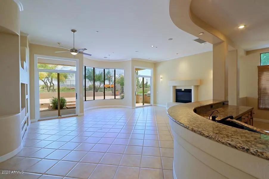 Real Estate Picture 7