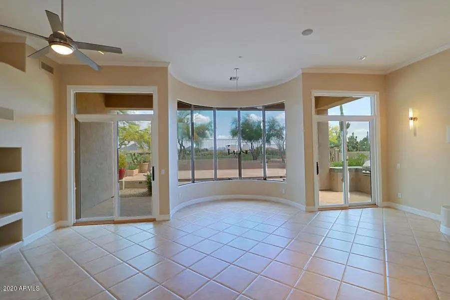 Real Estate Picture 9