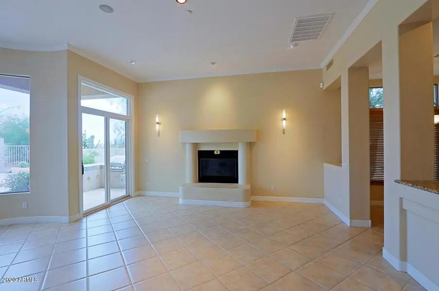 Real Estate Picture 13