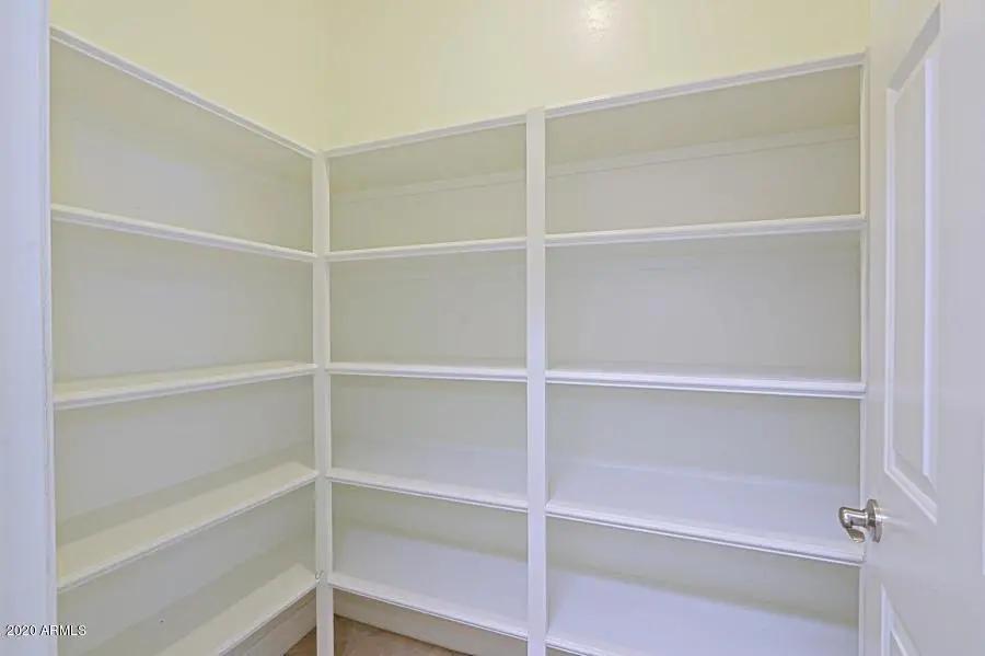 Real Estate Picture 19