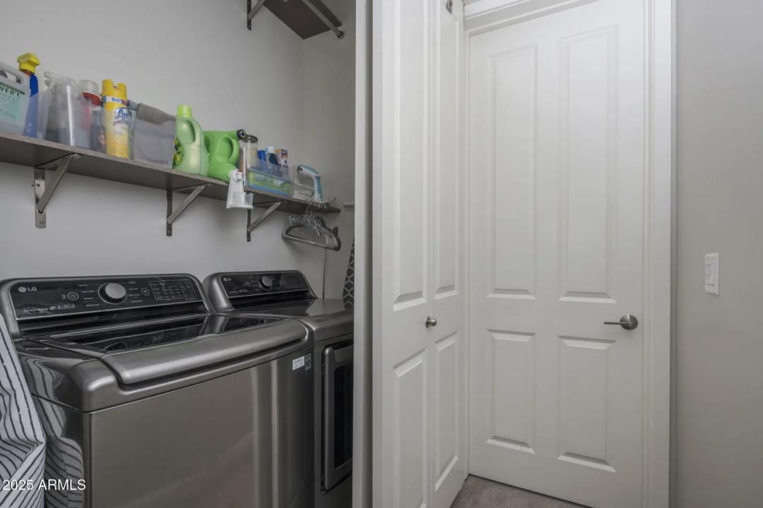 Real Estate Picture 22