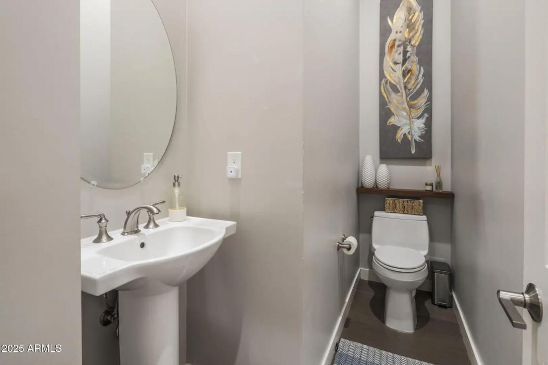 Real Estate Picture 21