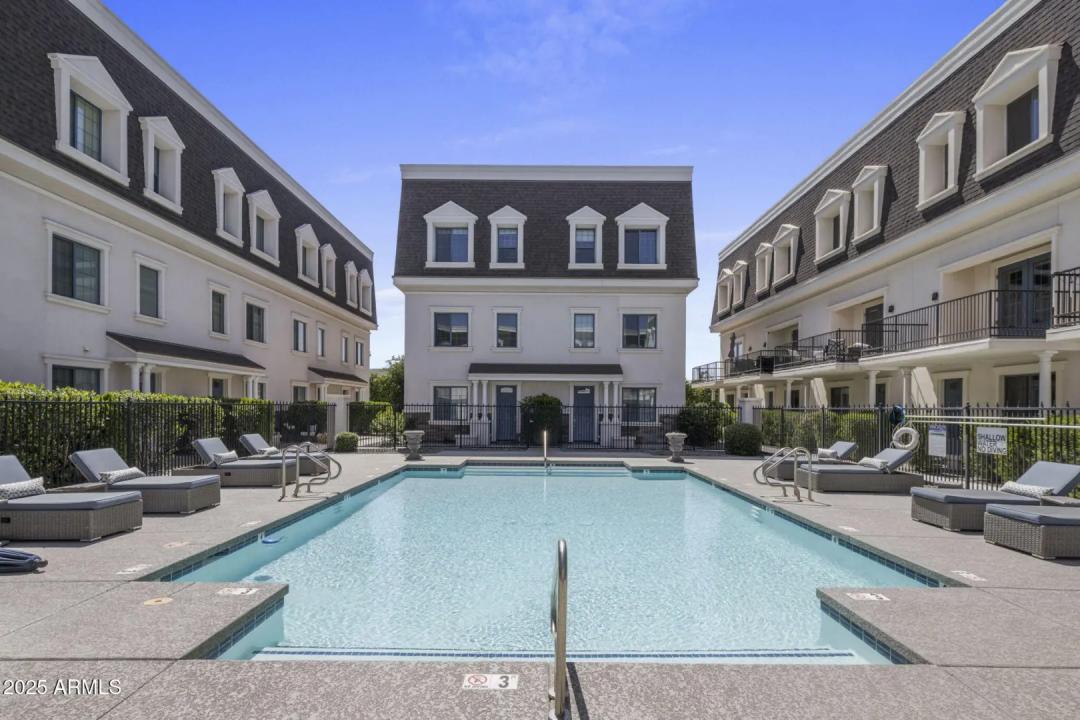 Real Estate Picture 26