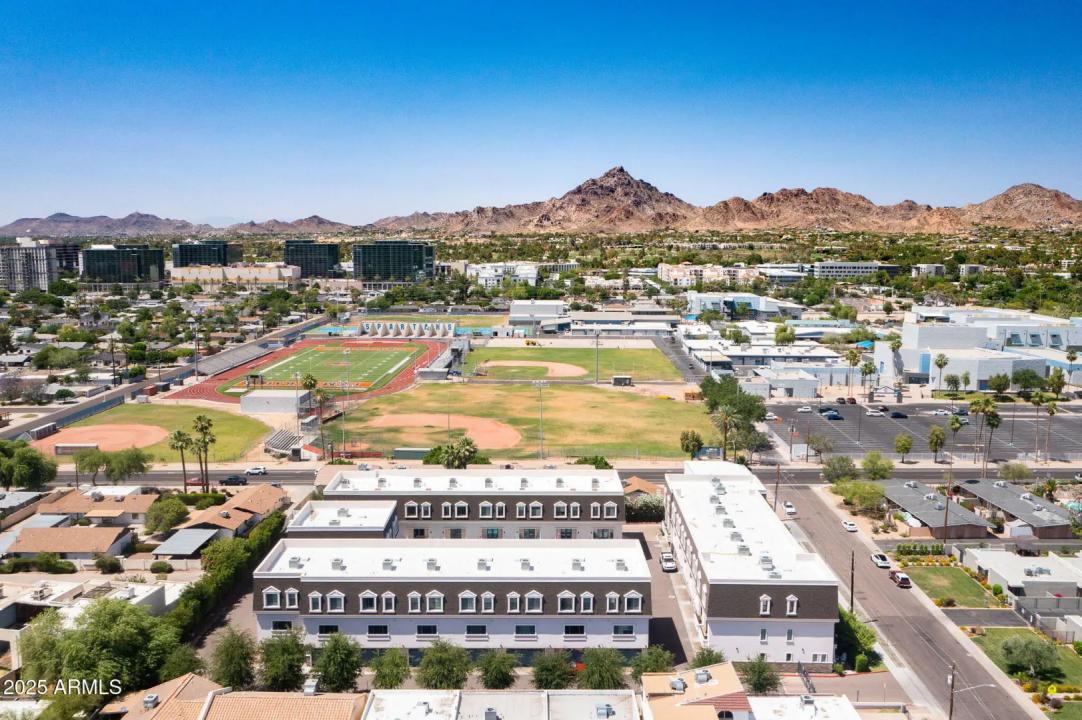 Real Estate Picture 35