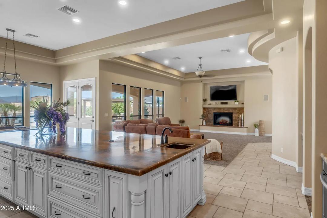 Real Estate Picture 13