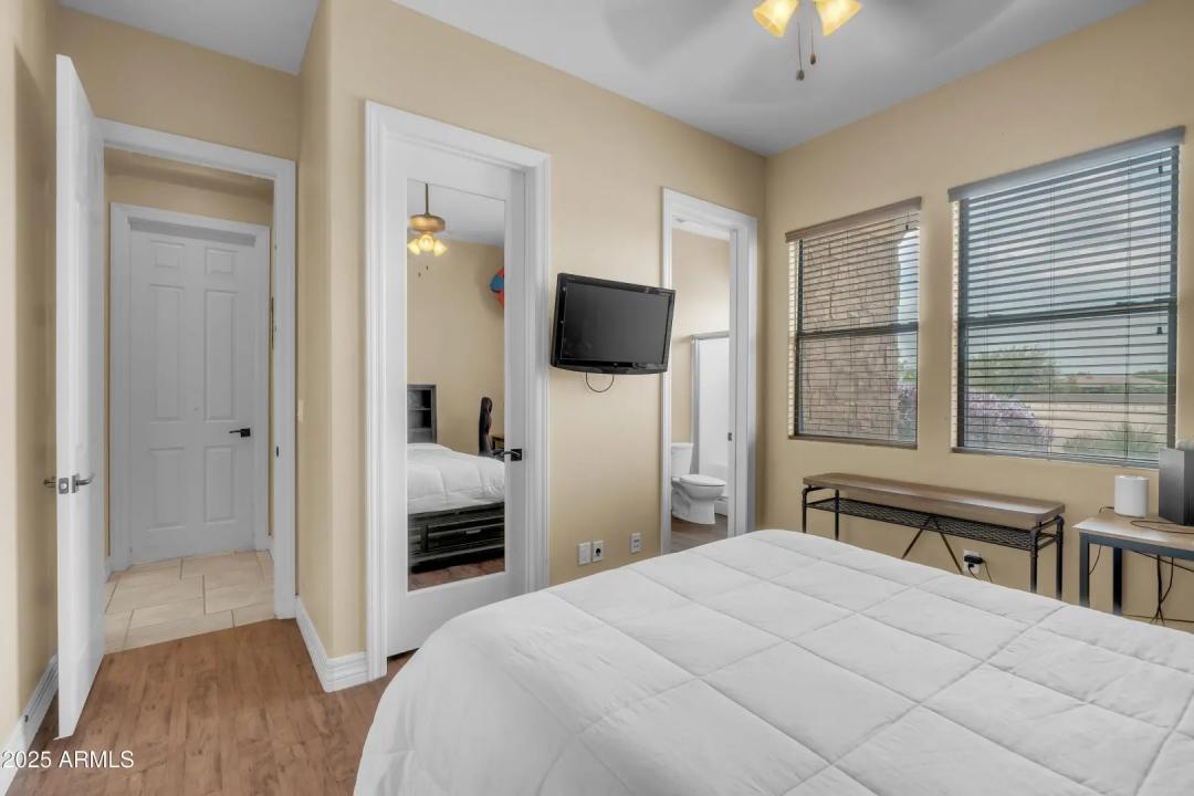 Real Estate Picture 28