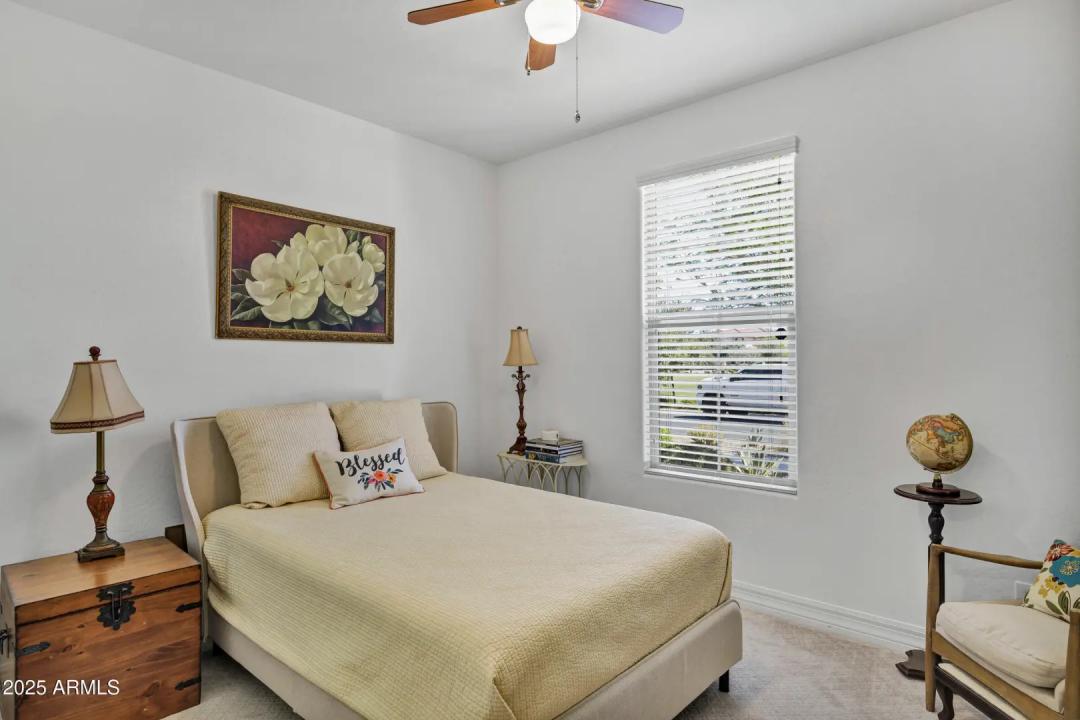 Real Estate Picture 16