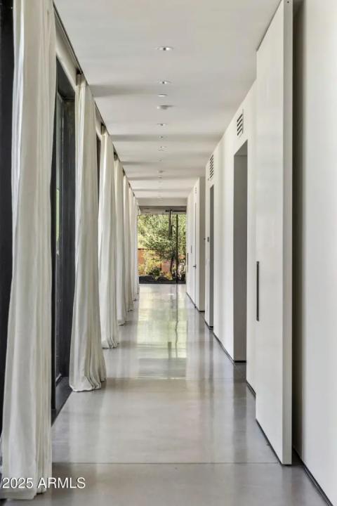 Real Estate Picture 27