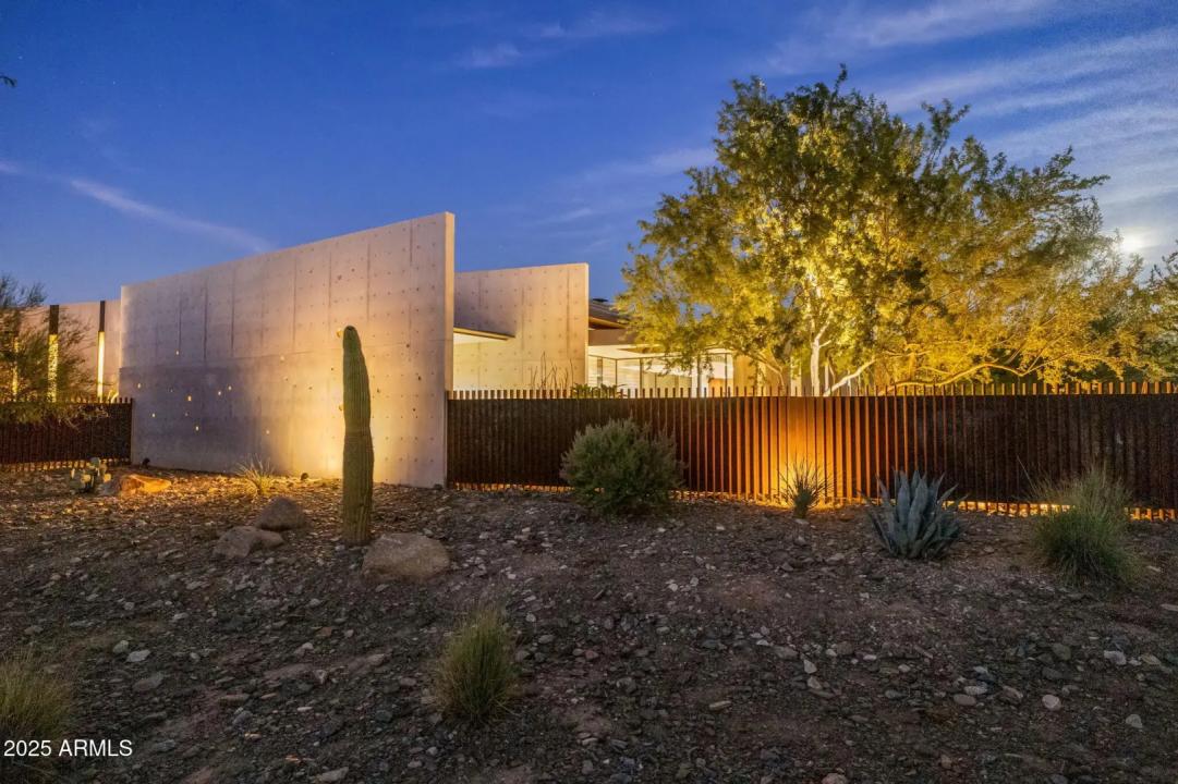 Real Estate Picture 46
