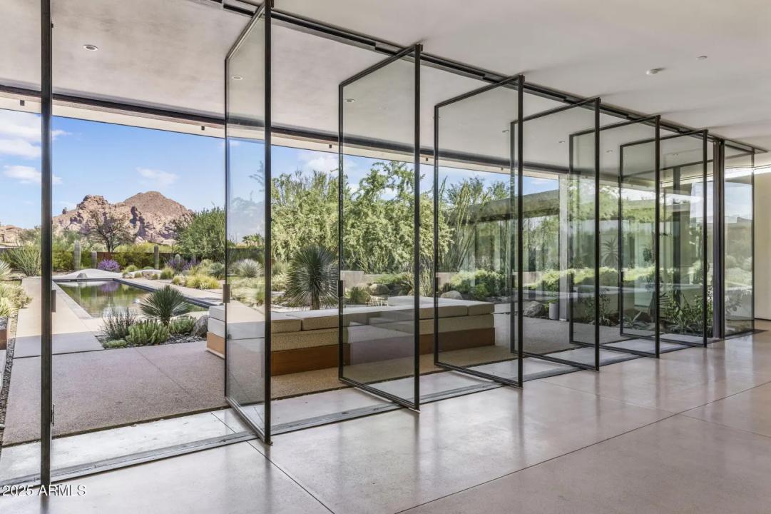 Real Estate Picture 6