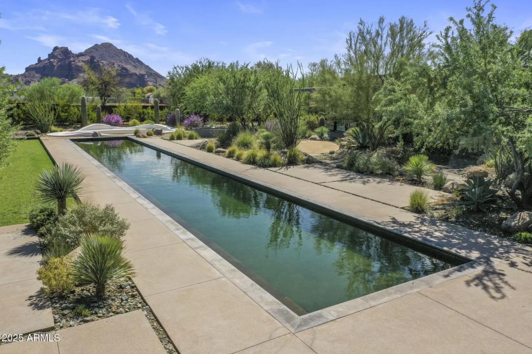 Real Estate Picture 40