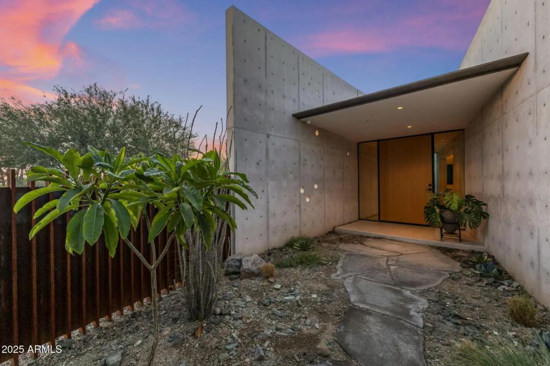 Real Estate Picture 48