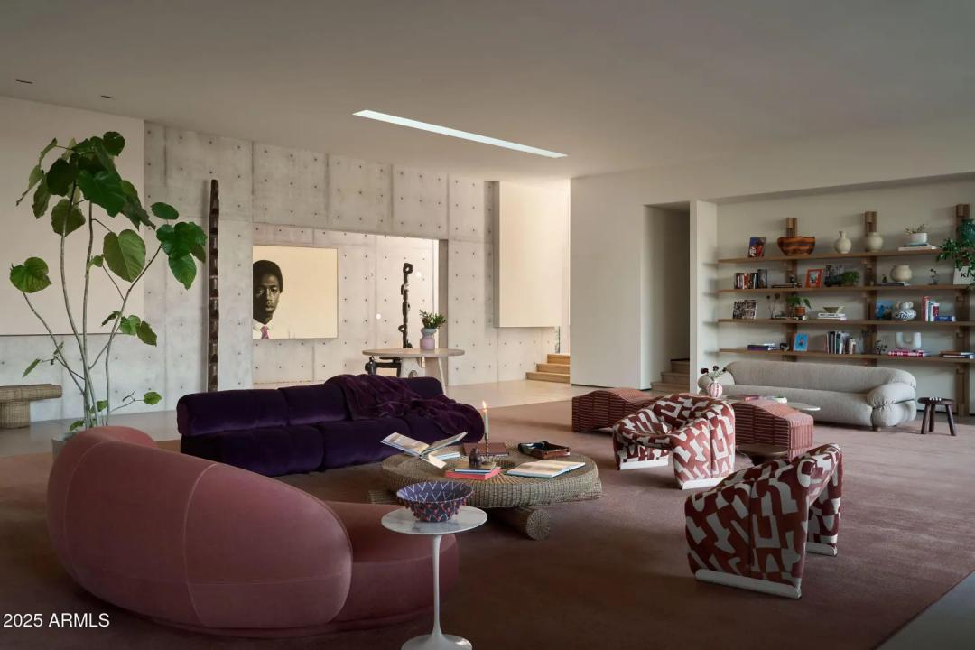 Real Estate Picture 3