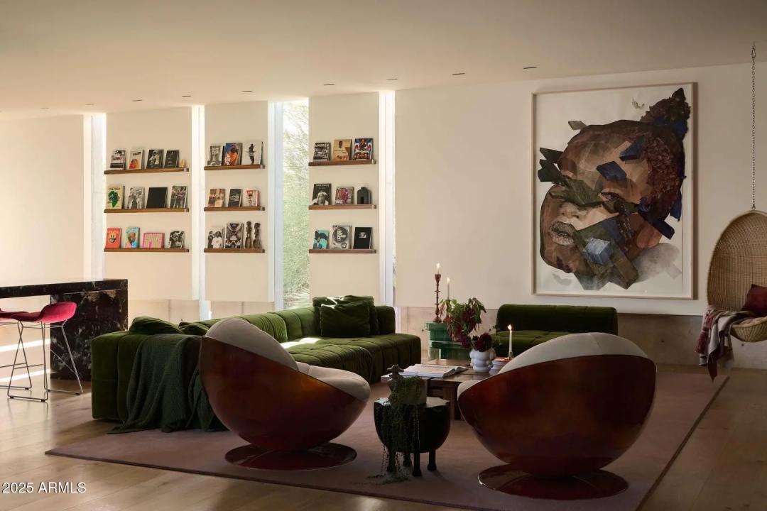 Real Estate Picture 14