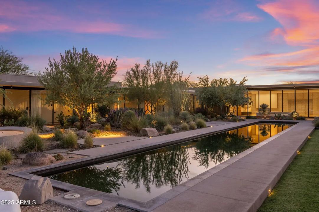 Real Estate Picture 50