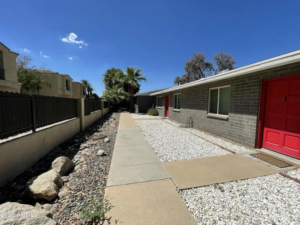 Real Estate Picture 1