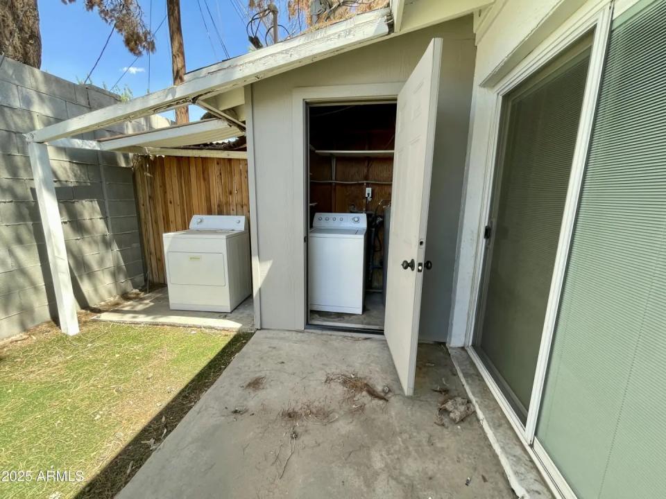 Real Estate Picture 15