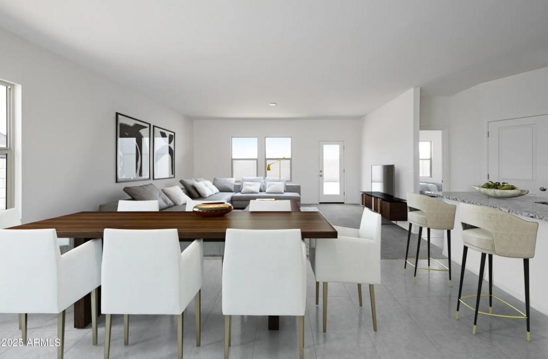 Real Estate Picture 7