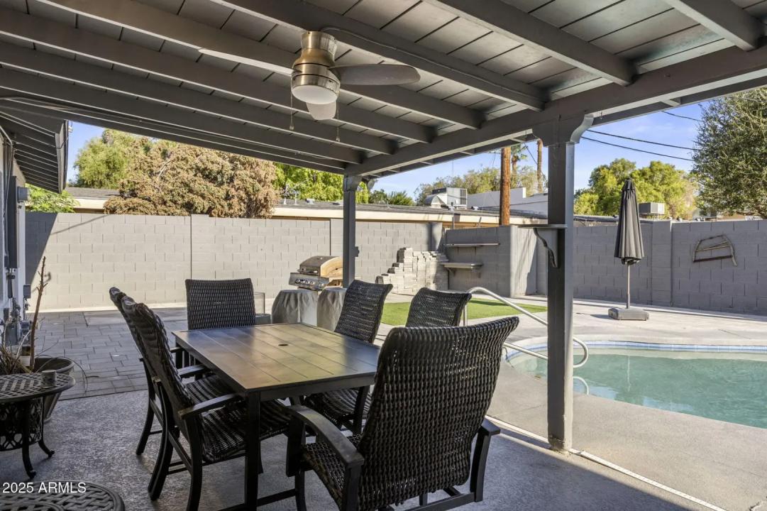Real Estate Picture 21