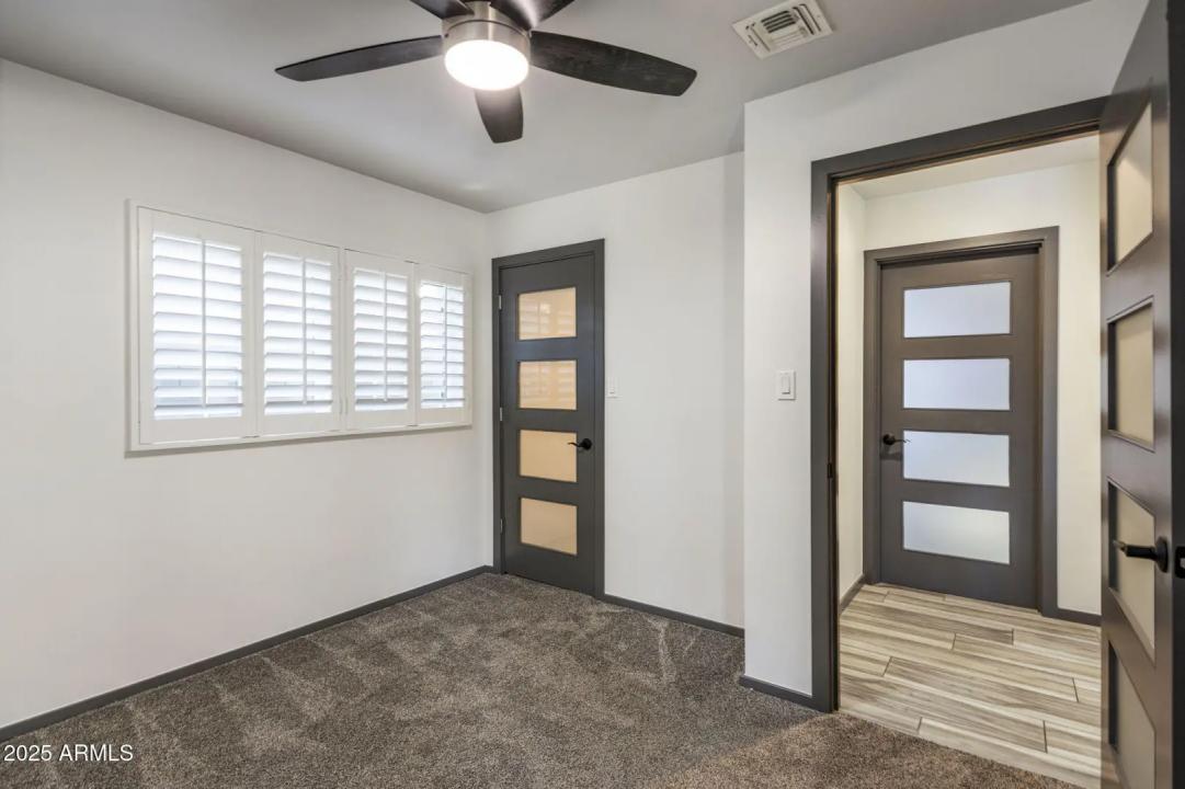 Real Estate Picture 18