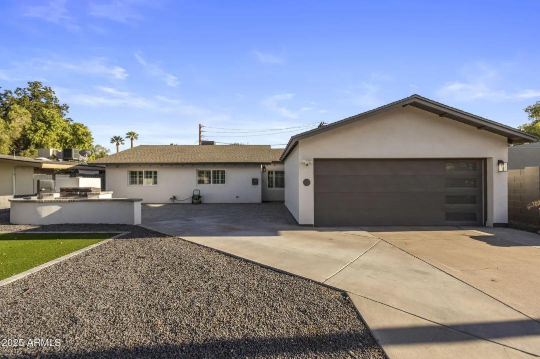 Real Estate Picture 1