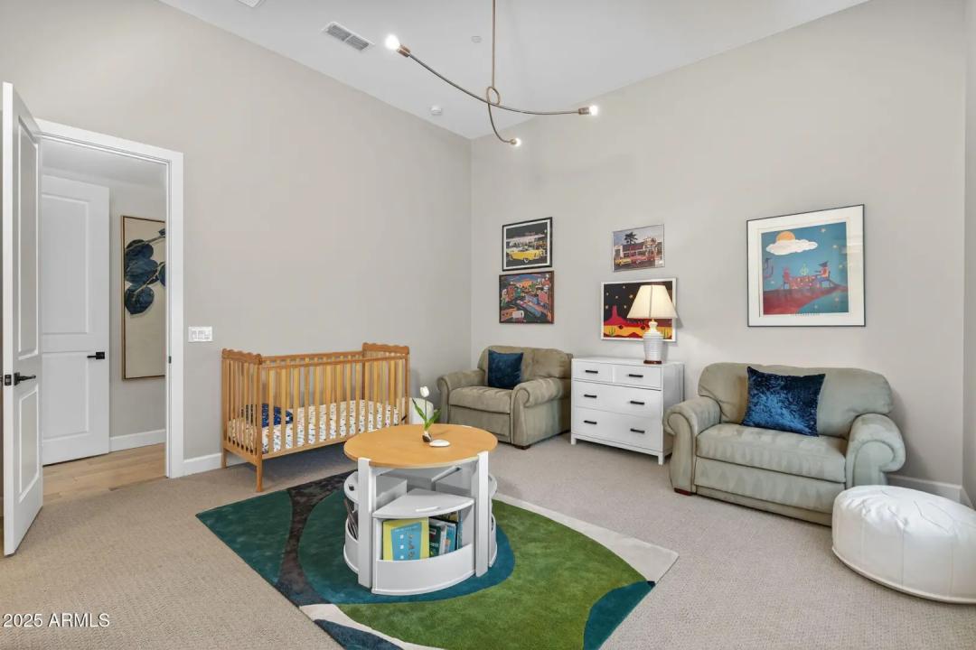 Real Estate Picture 52