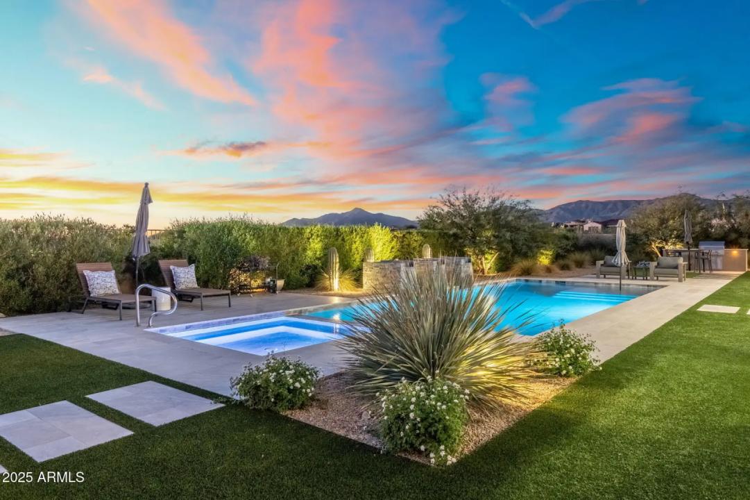 Real Estate Picture 1