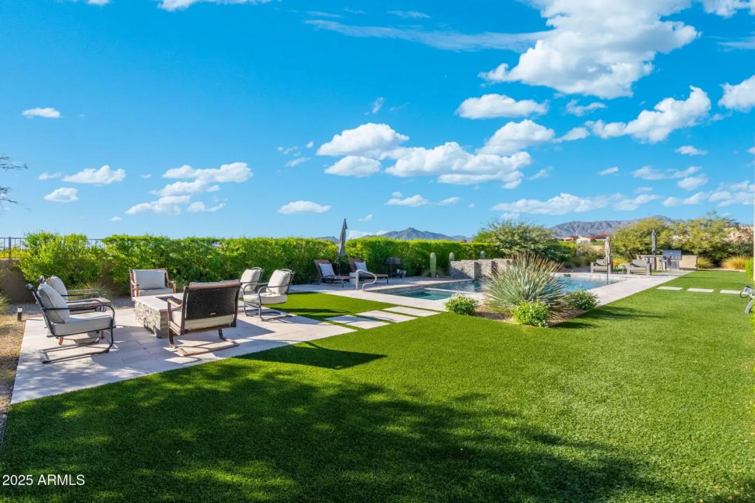 Real Estate Picture 70