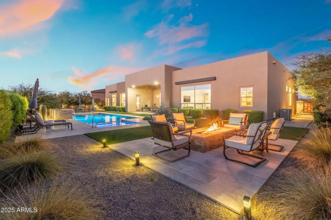 Real Estate Picture 5