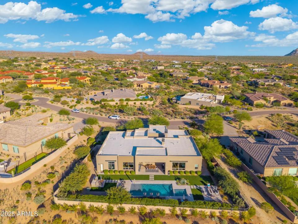 Real Estate Picture 66