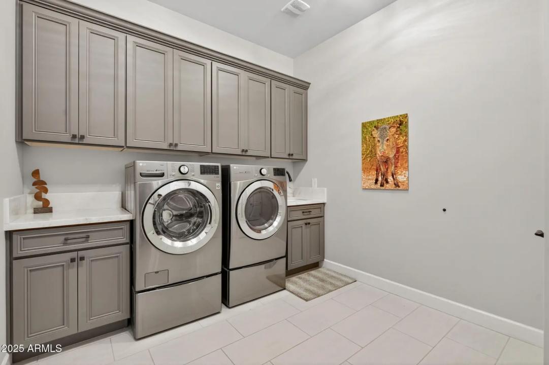 Real Estate Picture 60