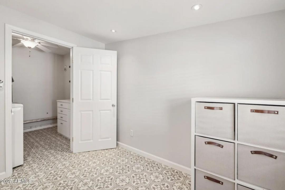 Real Estate Picture 25