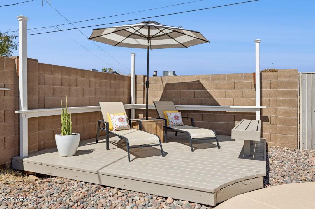 Real Estate Picture 32