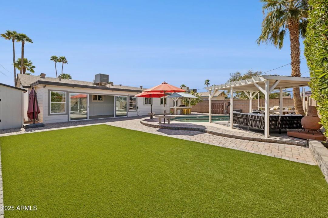 Real Estate Picture 36