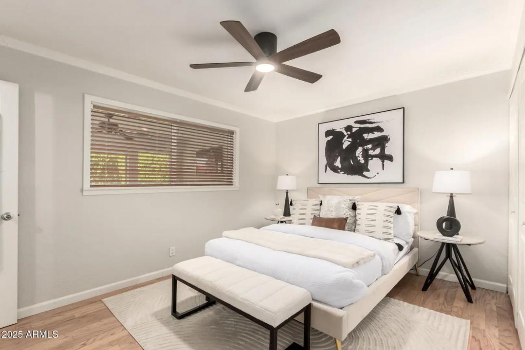 Real Estate Picture 17