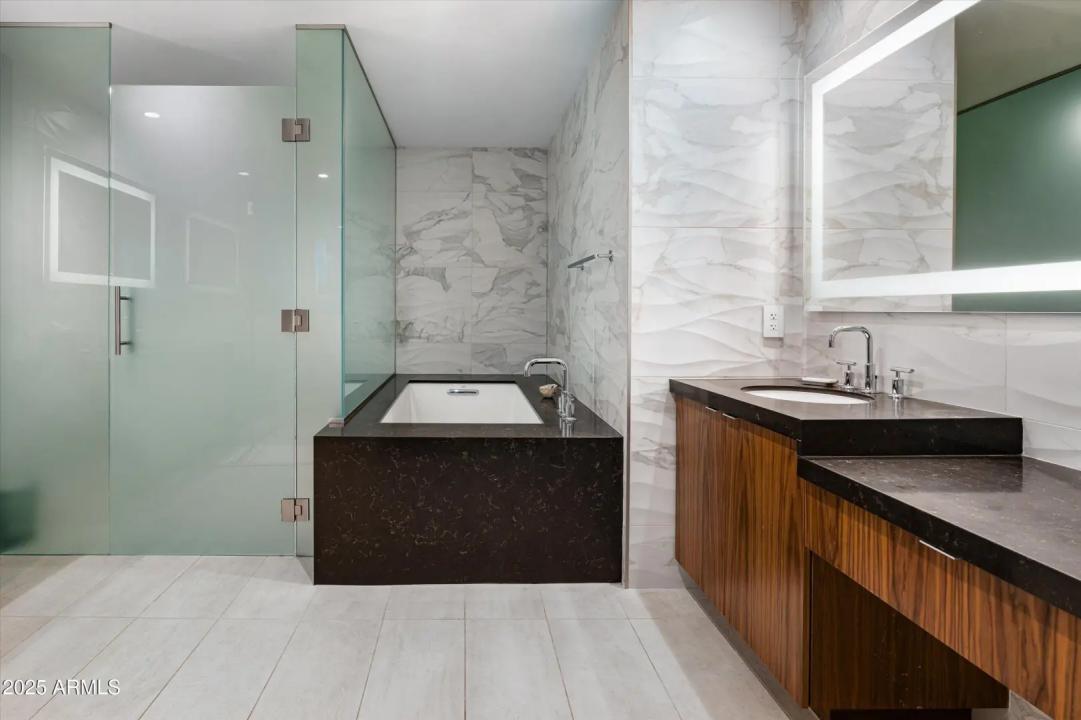 Real Estate Picture 6