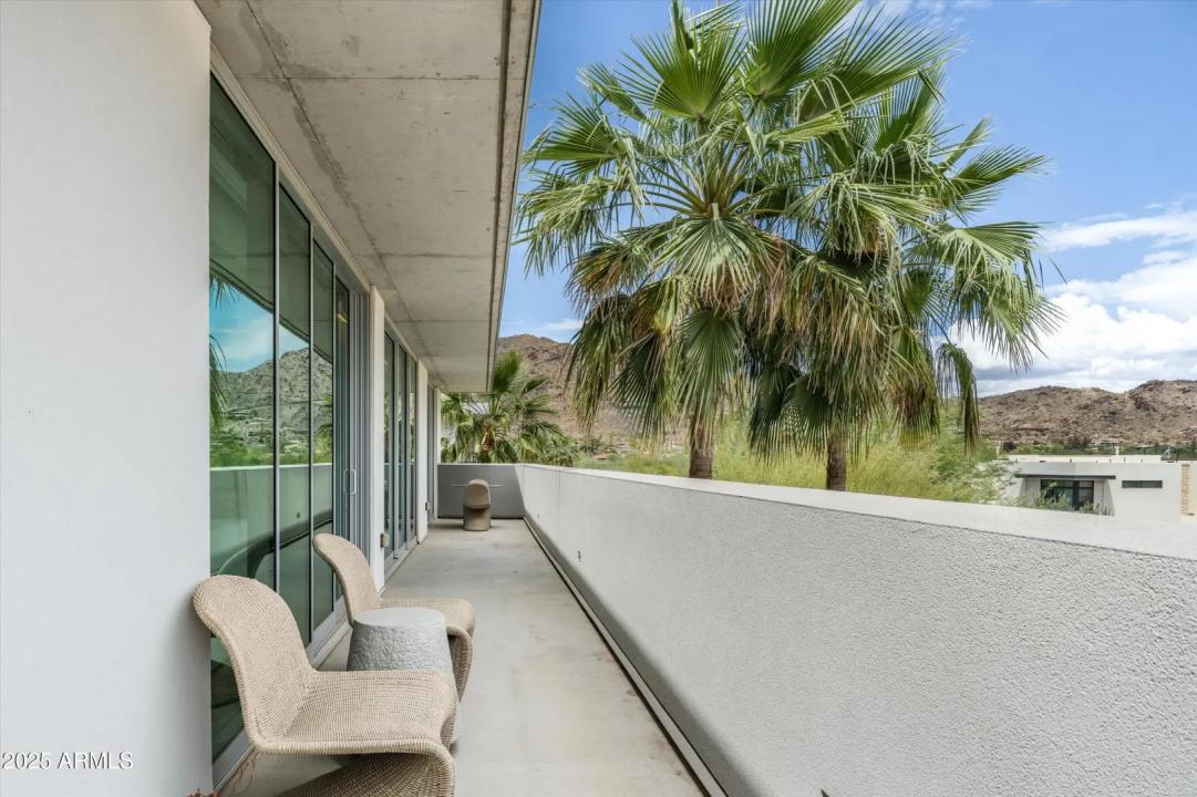 Real Estate Picture 19