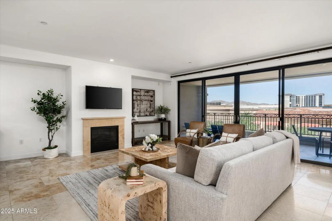 Real Estate Picture 9