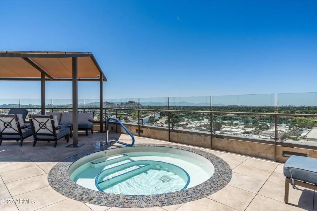Real Estate Picture 28