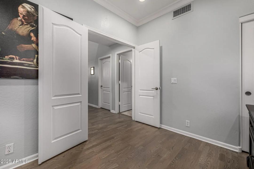 Real Estate Picture 19