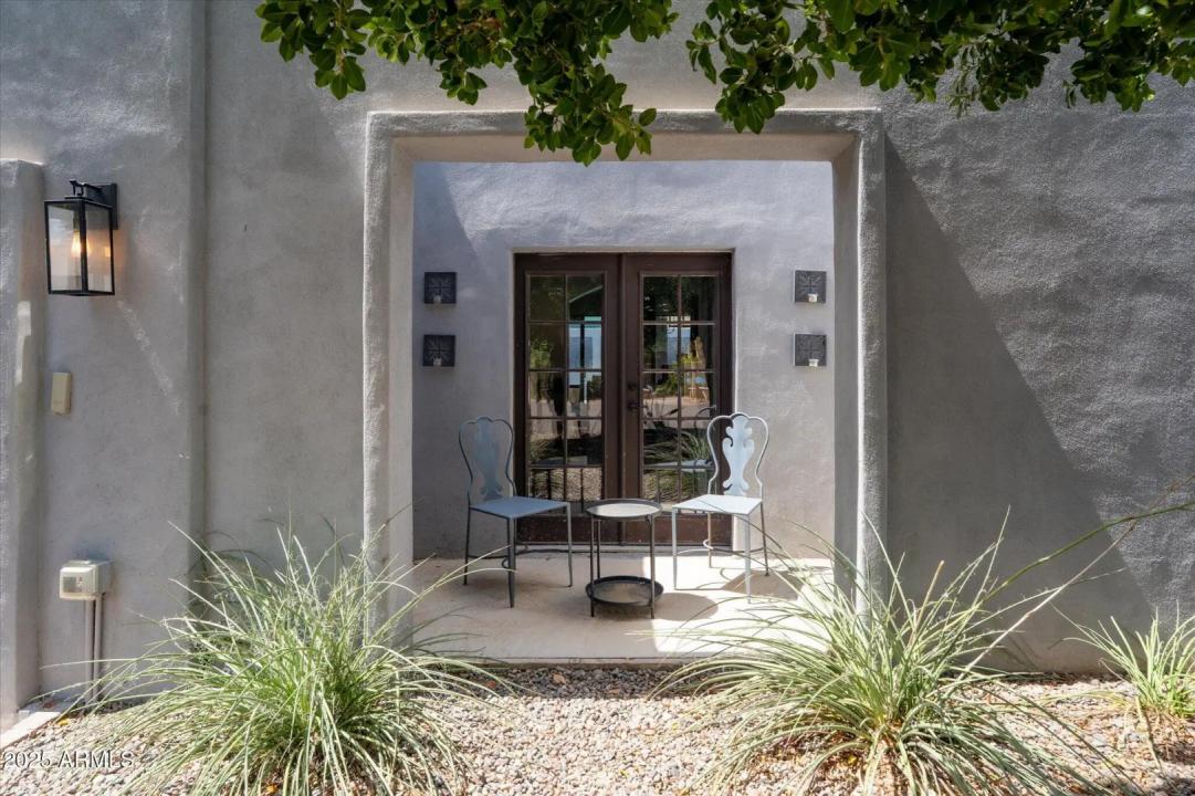 Real Estate Picture 2